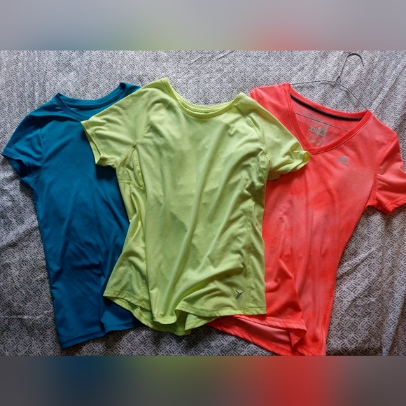 ✨️3 for 50✨️ Active Sports T-shirts - Picture 1 of 8